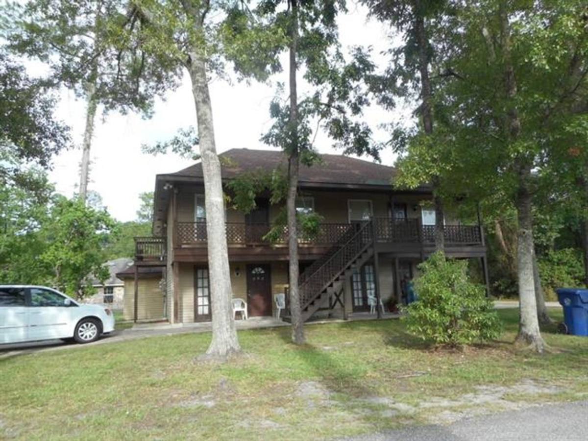 Apartment for rent at 978 Walnut St, Slidell, LA 70458