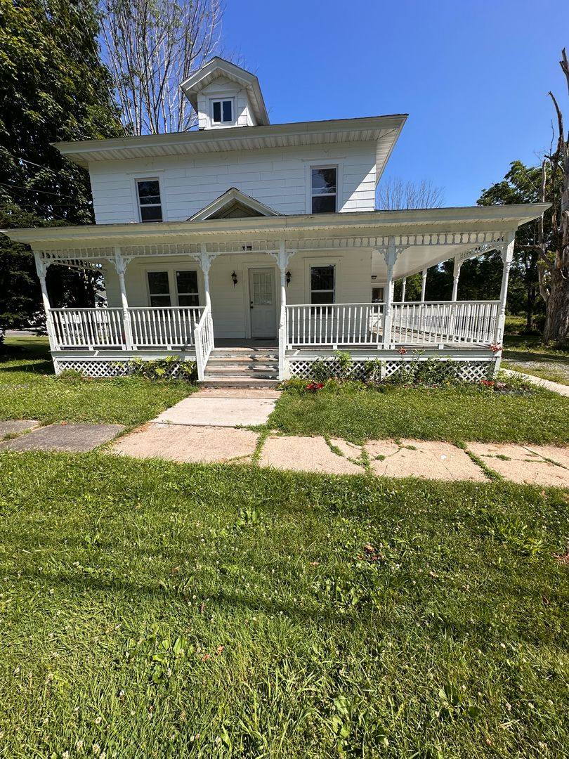House for rent at 84 Frederick St, Constantia, NY 13044