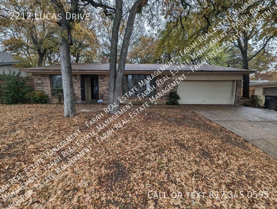 House for rent at 2212 Lucas Dr, Fort Worth, TX 76112