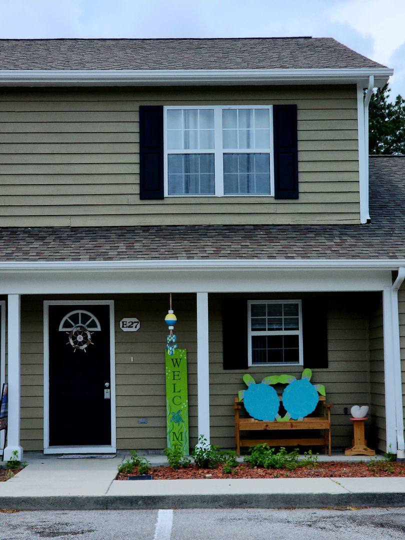 Townhouse for rent at 601 Peletier Loop Rd #E27, Swansboro, NC 28584