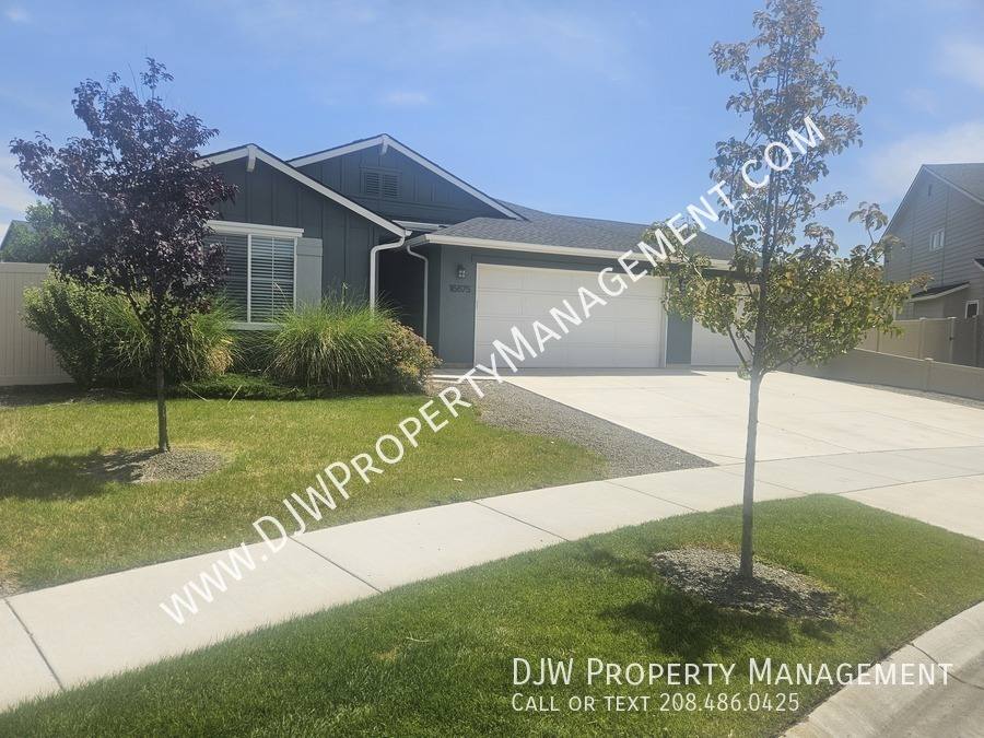House for rent at 16875 N Lowefield Loop, Nampa, ID 83687