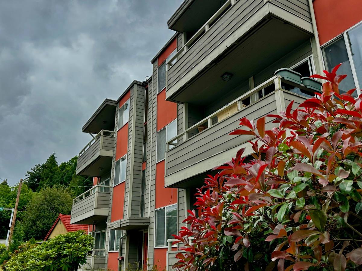 Apartment for rent at 201 Taylor Ave NW, Renton, WA 98057