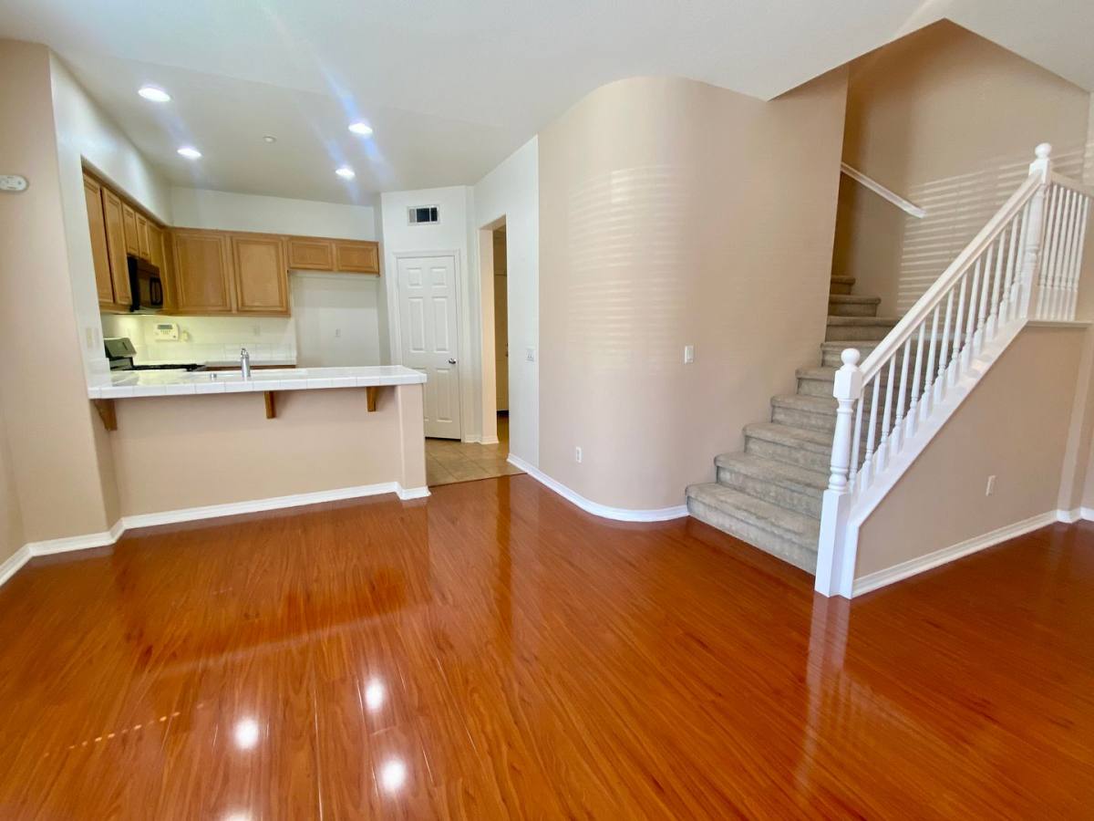 Townhouse for rent at 2670 Night Jasmine Dr, Simi Valley, CA 93065