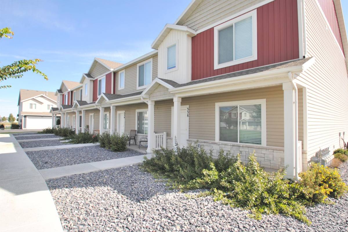 Townhouse for rent at 338 S 1580 E, Hyrum, UT 84319