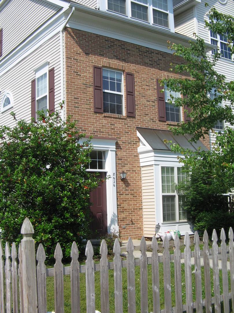 Townhouse for rent at 8626 Sycamore Glen Lane, Odenton, MD 21113