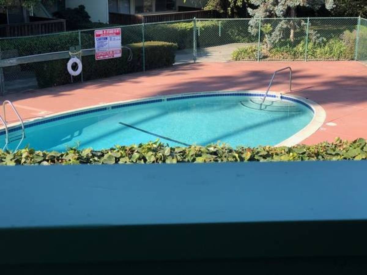 Apartment for rent at 565 S Norfolk St, San Mateo, CA 94401