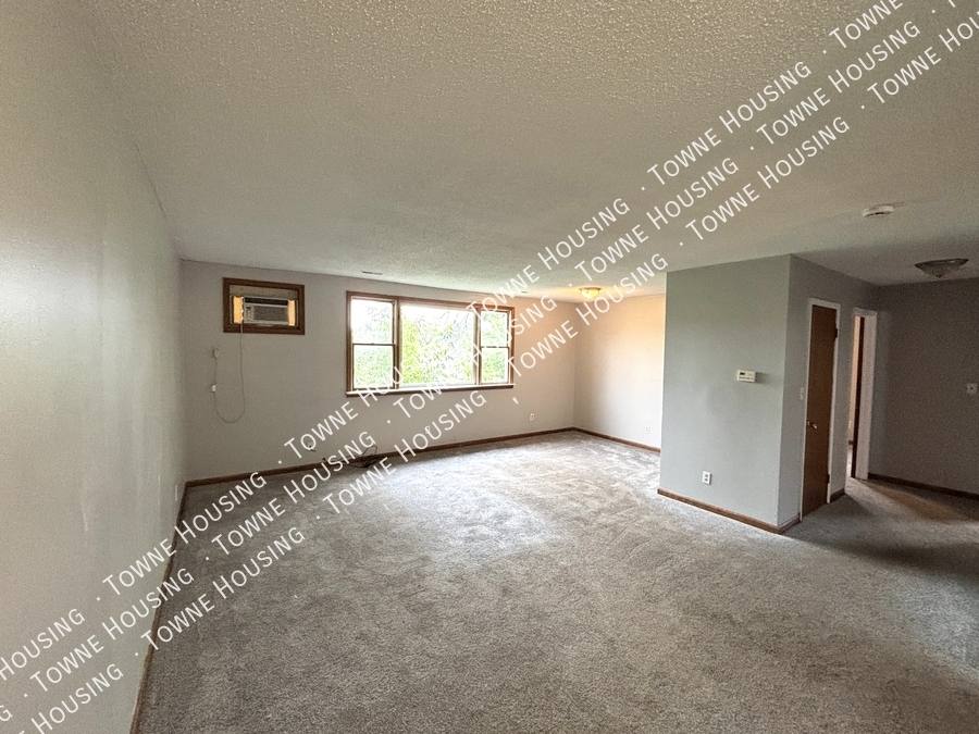 Apartment for rent at 512 Oliver St #4, North Tonawanda, NY 14120