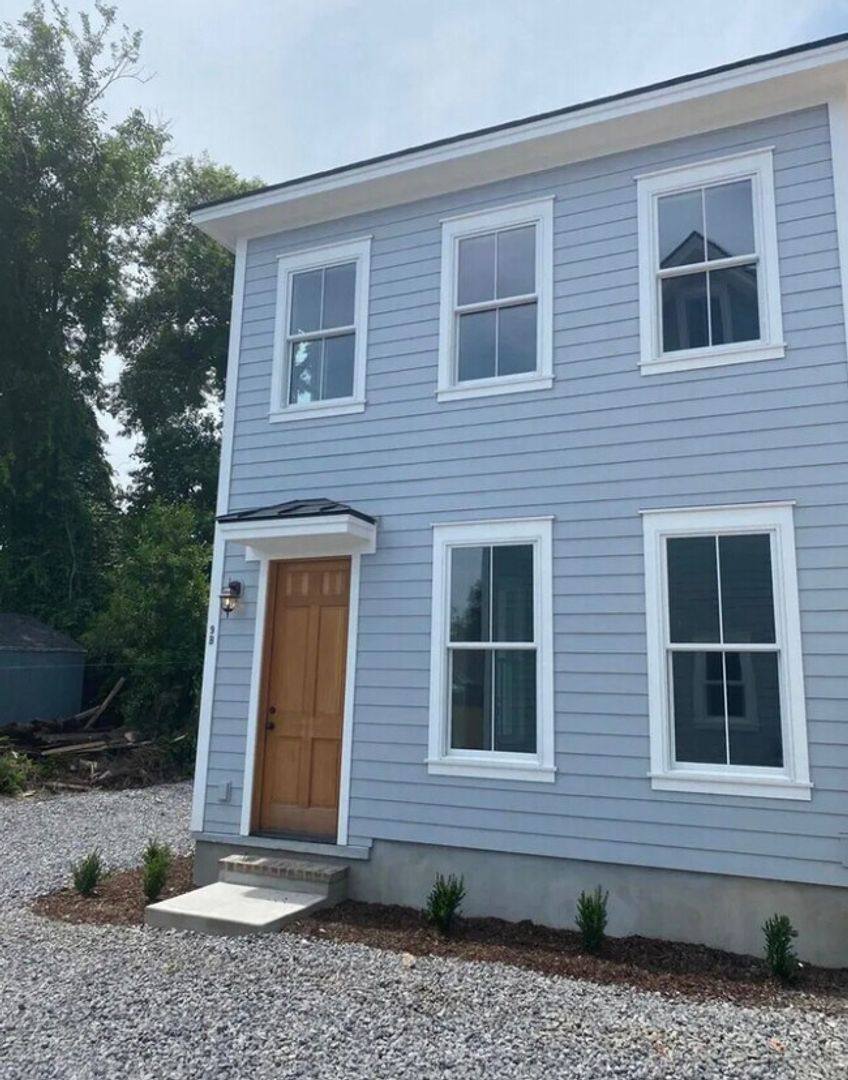 Apartment for rent at 9 Hanover St, Charleston, SC 29403