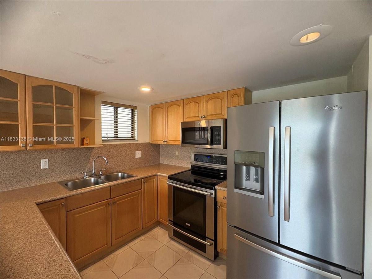Townhouse for rent at 5625 W 26th Court, Hialeah, FL 33016