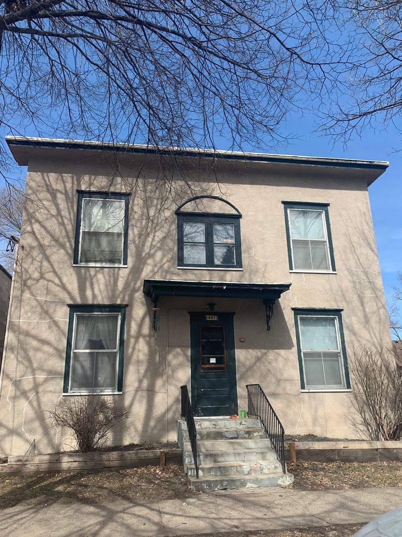 Apartment for rent at 843 Summer St NE, Minneapolis, MN 55413