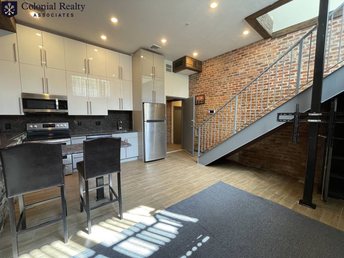 Apartment for rent at 1022 Commonwealth Ave #102, Boston, MA 02215