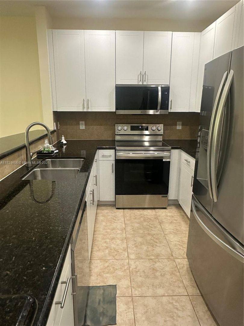 Townhouse for rent at 3924 Passion Flower Rd, Pompano Beach, FL 33073
