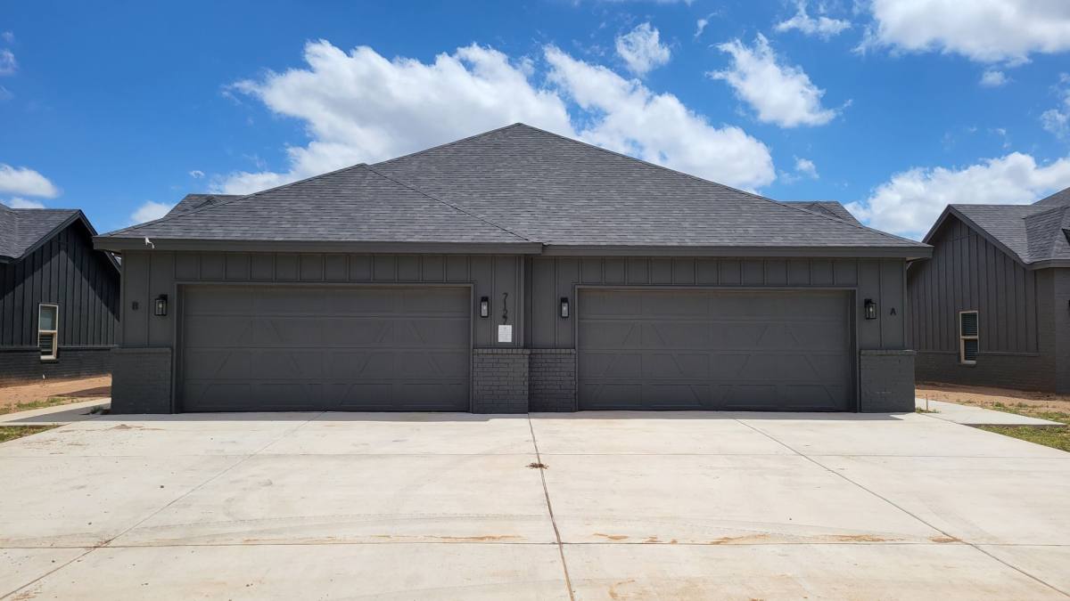 Townhouse for rent at 7207 22nd Place, Lubbock, TX 79407
