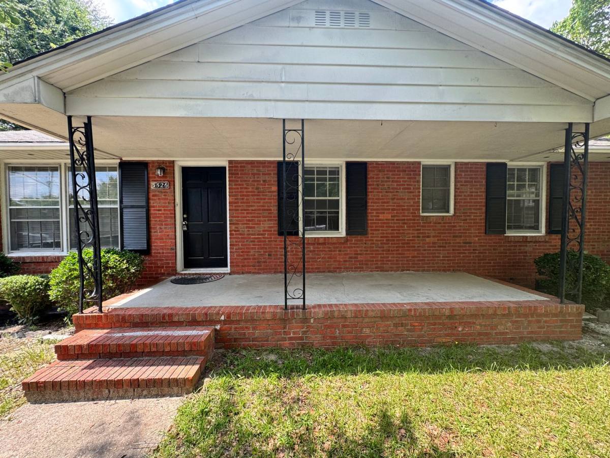 House for rent at 3526 Melrose Rd, Fayetteville, NC 28304