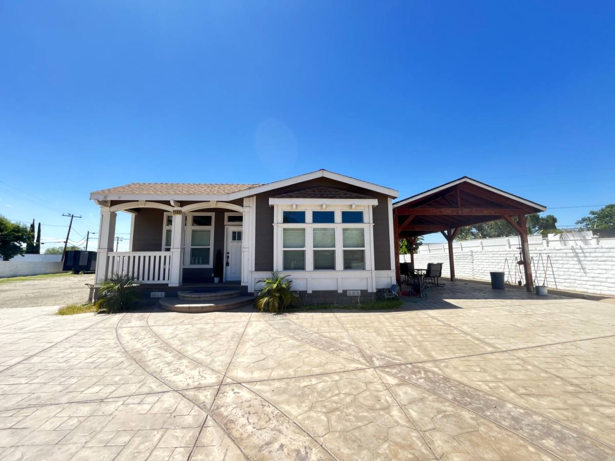 House for rent at 2203 Portola St, Riverside, CA 92507