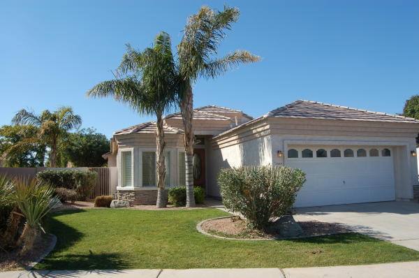 House for rent at 3660 S Hawthorn Dr, Chandler, AZ 85248