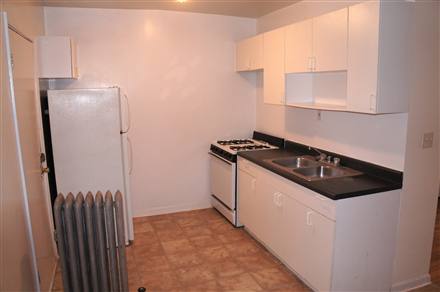 Apartment for rent at 2330 N Spaulding Ave #1B, Chicago, IL 60647