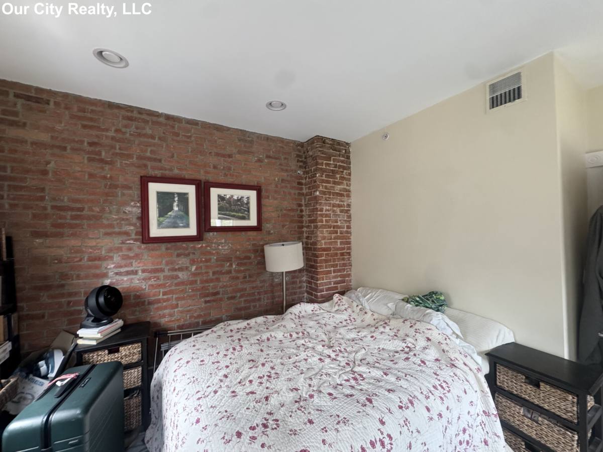 House for rent at 22 Trowbridge St #4, Cambridge, MA 02138