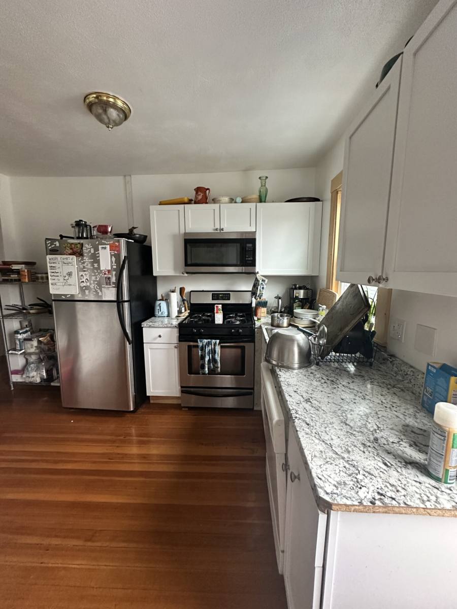 Apartment for rent at 86 Fellsway W #3, Somerville, MA 02145