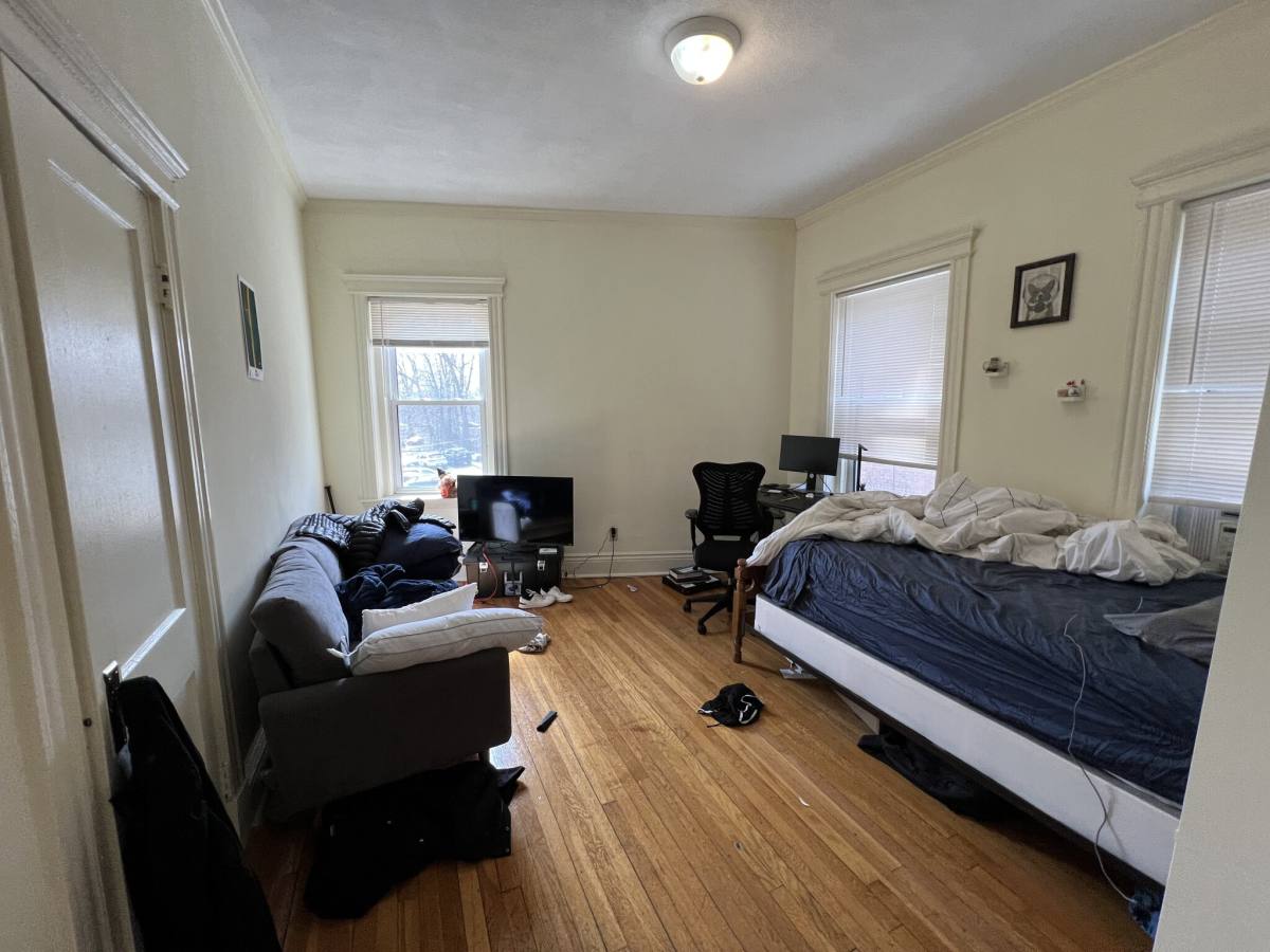 Apartment for rent at 106 Queensberry St #2, Boston, MA 02215