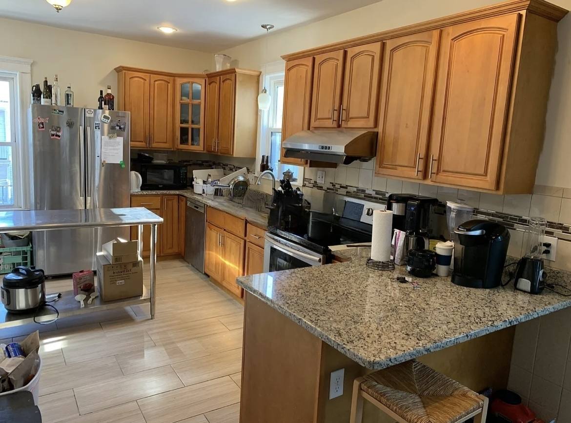 Apartment for rent at 14 Bay State Ave #2, Somerville, MA 02144