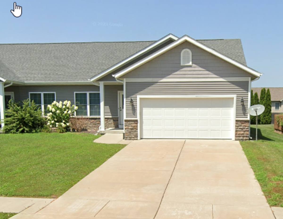 Apartment for rent at 1625 Magnolia, Chatham, IL 62629