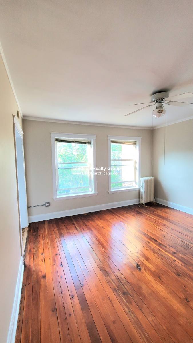 Apartment for rent at 4866 N Magnolia #211, Chicago, IL 60640