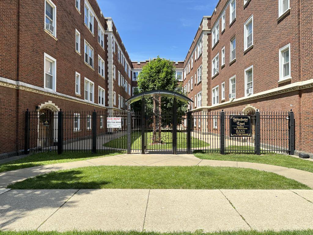 Apartment for rent at 4402 Winchester #D62, Chicago, IL 60640