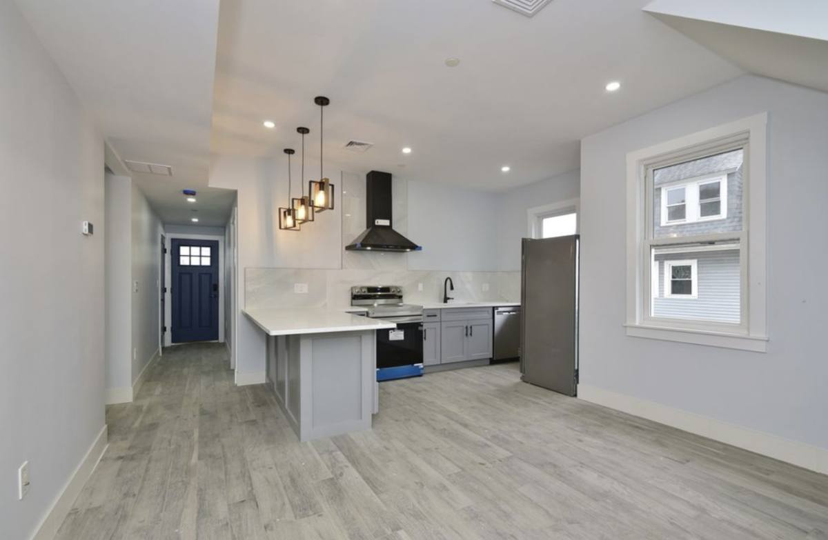 Apartment for rent at 116 Evans St #1, Dorchester Center, MA 02124
