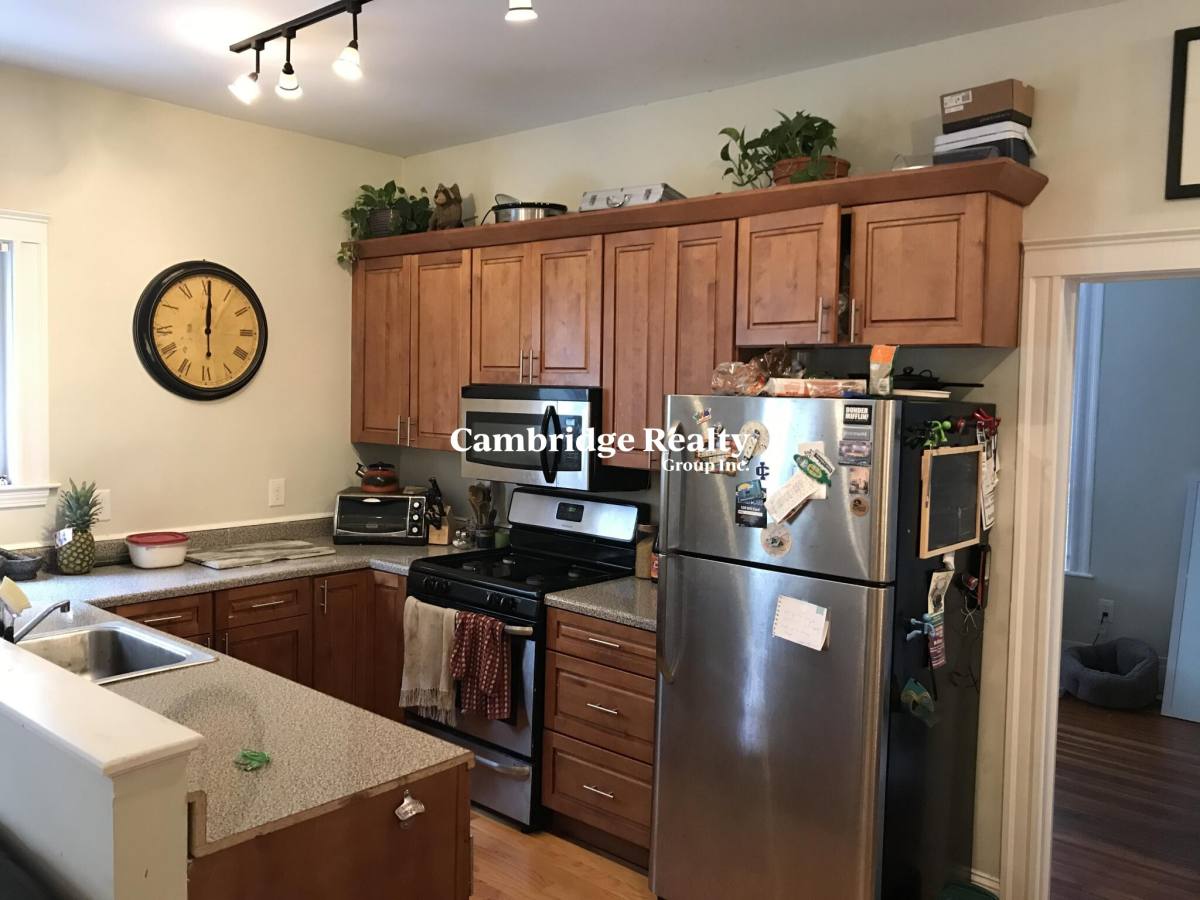 Apartment for rent at 358 Broadway #1T, Somerville, MA 02145