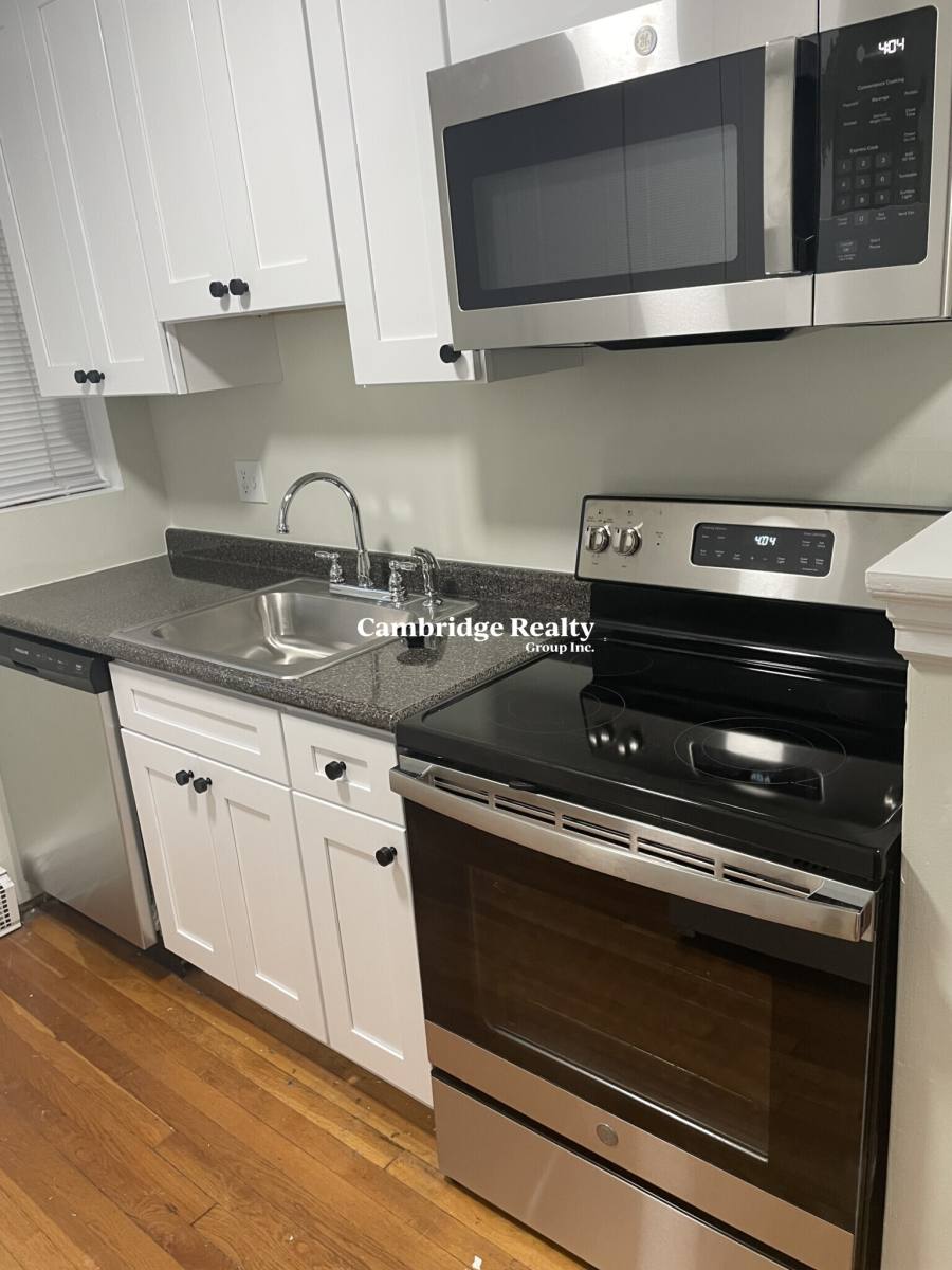 Apartment for rent at 402 Highland Ave #4T, Somerville, MA 02144