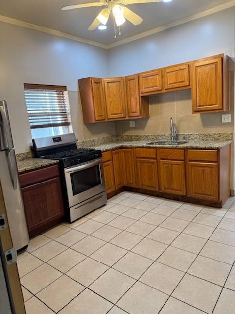 Apartment for rent at 1849 S Drake #2, Chicago, IL 60623