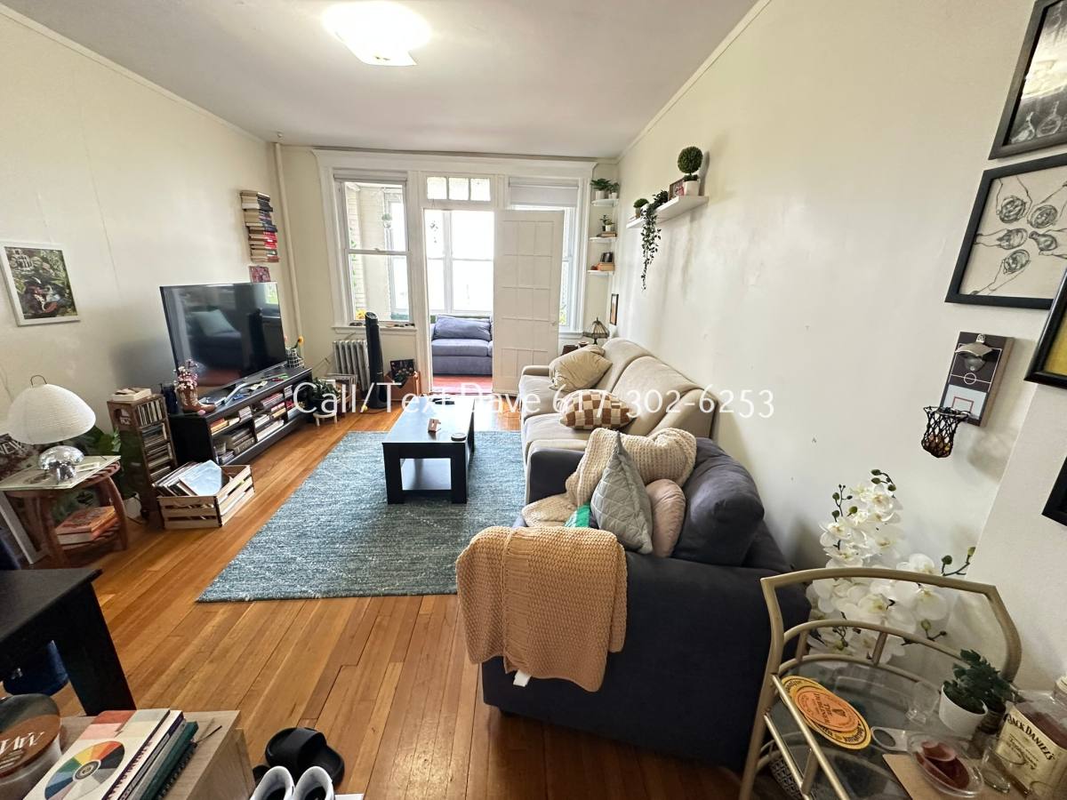 Apartment for rent at 1638 Commonwealth Ave #14, Brighton, MA 02135