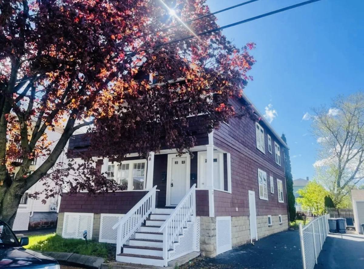 Apartment for rent at 137 Mills St #1, Malden, MA 02148