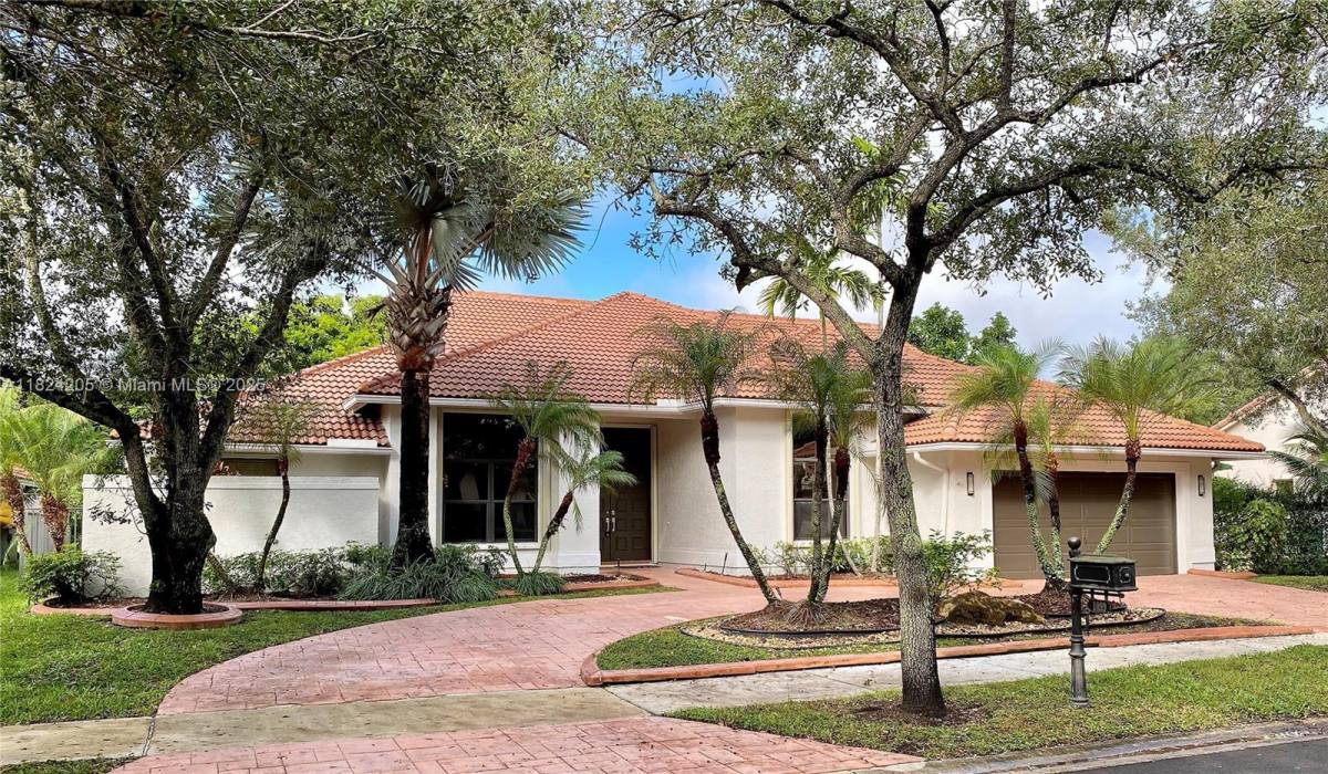 House for rent at 1099 Waterbrook Lane, Fort Lauderdale, FL 33326