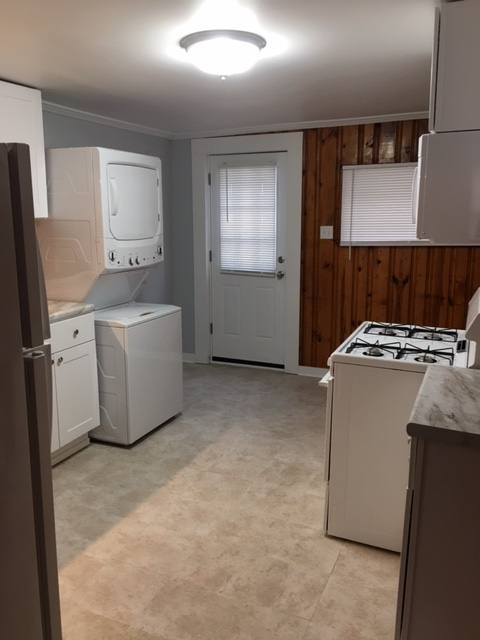Apartment for rent at 5402 Keystone St, Pittsburgh, PA 15201
