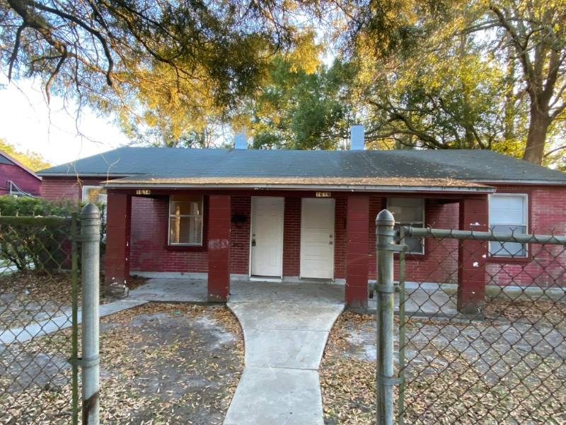 Apartment for rent at 1616 W 11 St, Jacksonville, FL 32209
