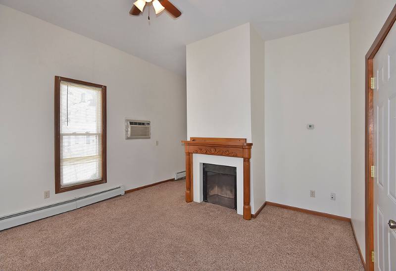 Apartment for rent at 9 1st St SW #2, Faribault, MN 55021