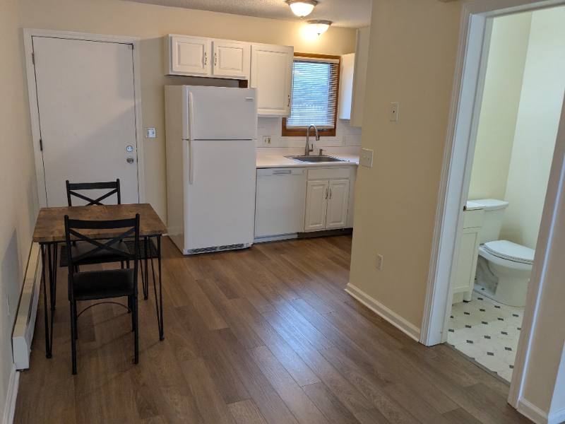 Townhouse for rent at 45 Webb St #3, Meriden, CT 06451