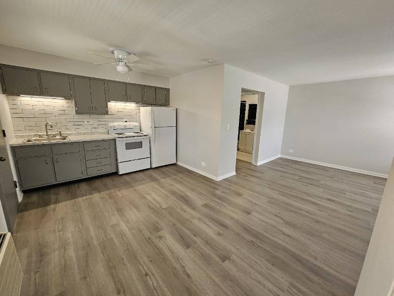 Apartment for rent at 5020 Church St B #B, Skokie, IL 60077