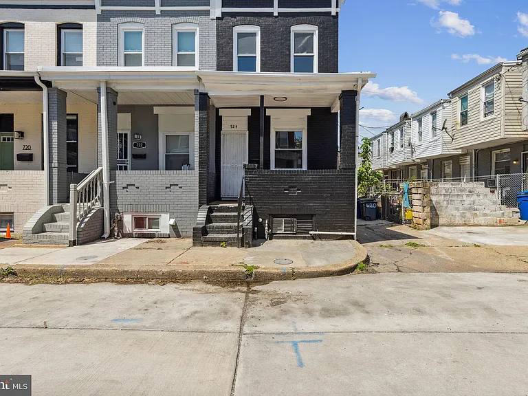 Townhouse for rent at 724 N Curley St, Baltimore, MD 21205