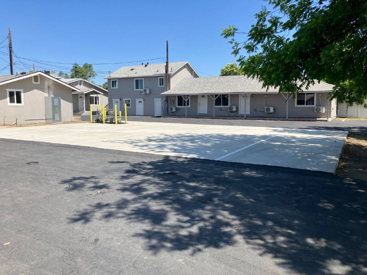 Apartment for rent at 1855 D St, Merced, CA 95340