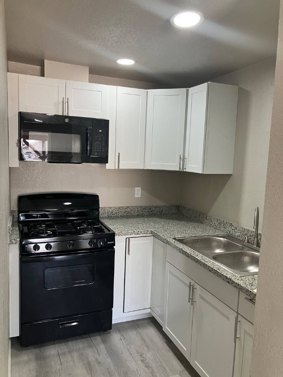 Apartment for rent at 1855 D St #9, Merced, CA 95340