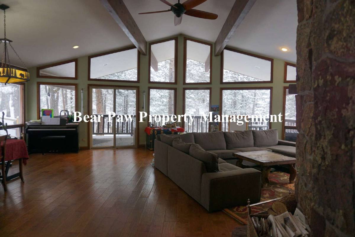 House for rent at 33550 Woodland Dr, Evergreen, CO 80439
