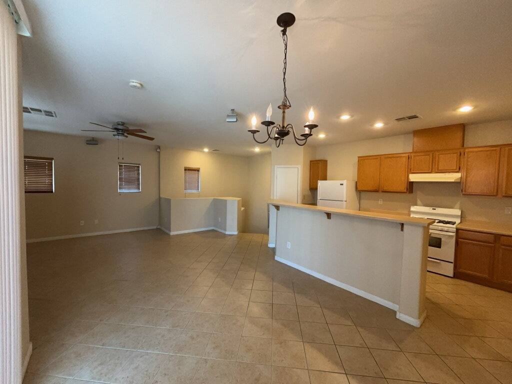 Townhouse for rent at 3928 Sweet Pine #101, Las Vegas, NV 89108