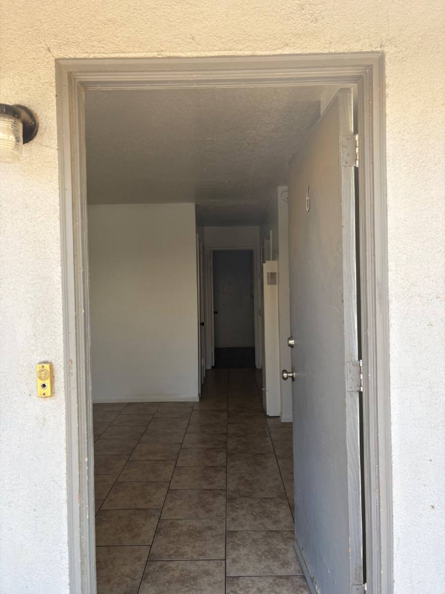 Apartment for rent at 33039 Rd 159 #6, Ivanhoe, CA 93235