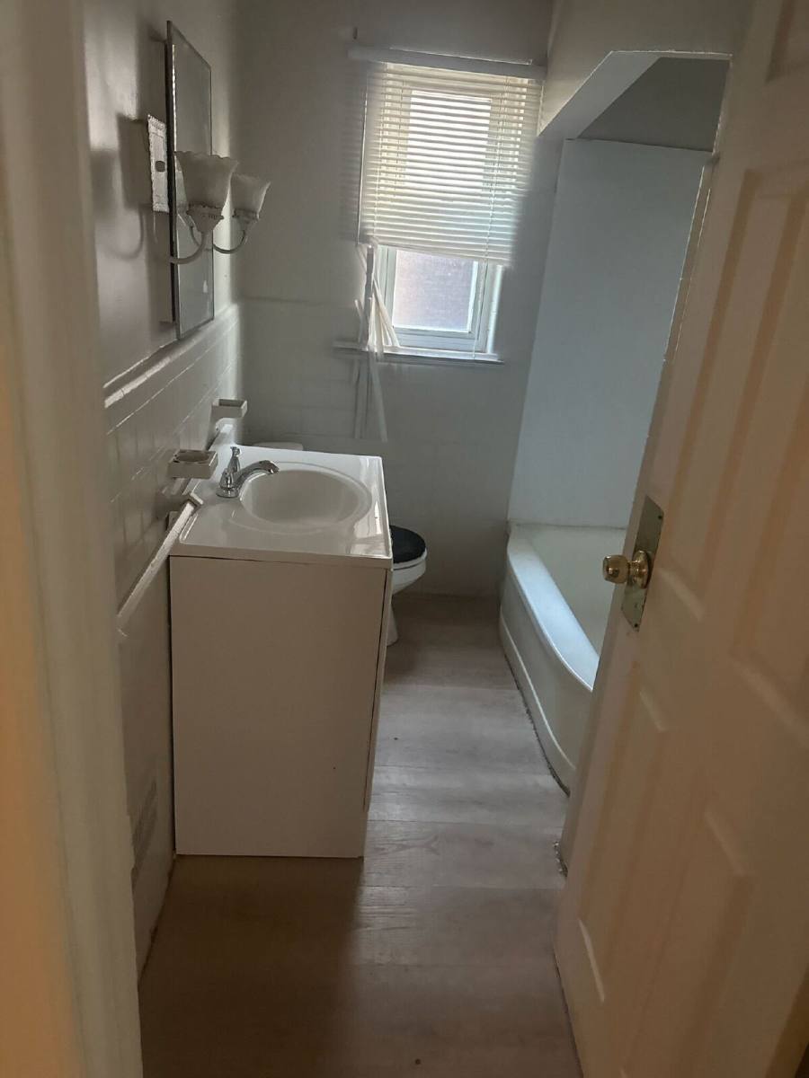 House for rent at 11110 Wayburn St, Detroit, MI 48224