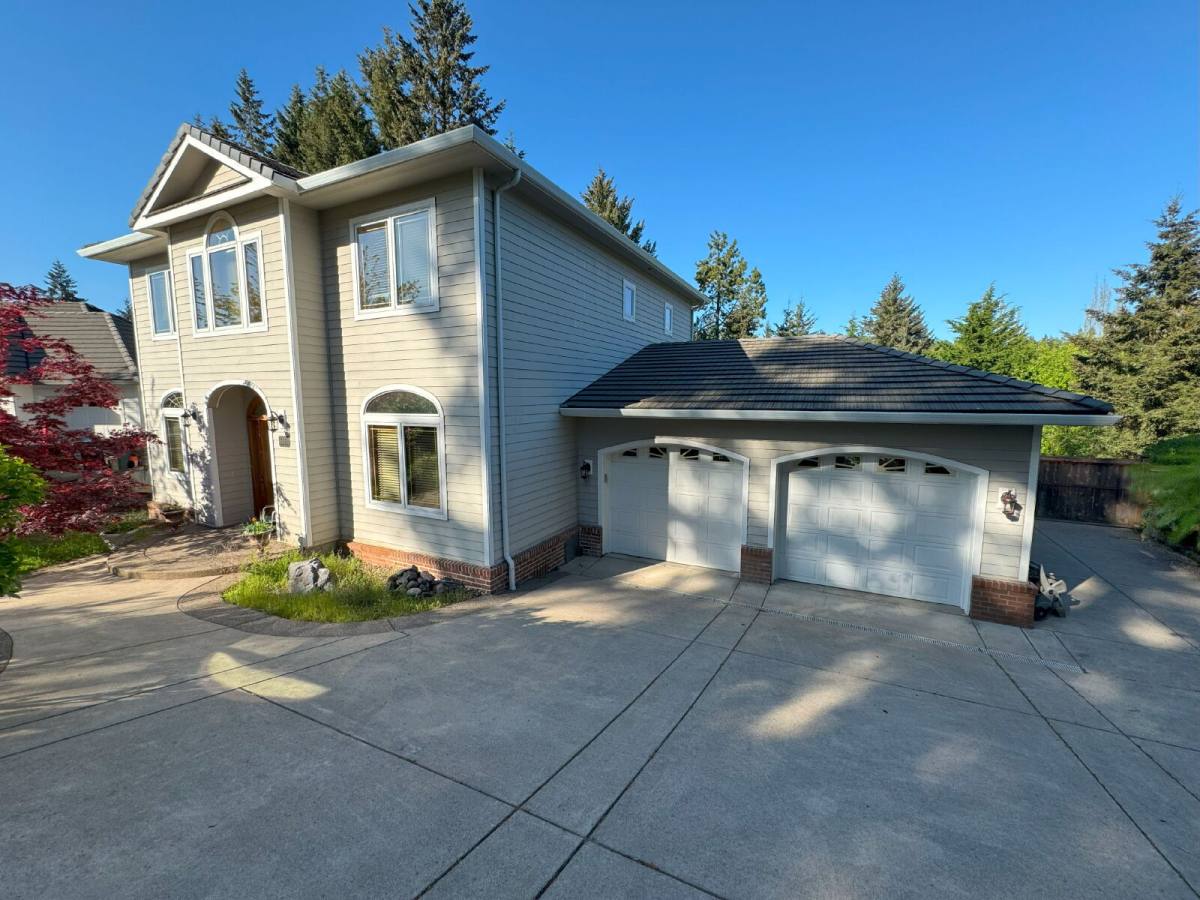 House for rent at 3339 Murry Dr, Eugene, OR 97405