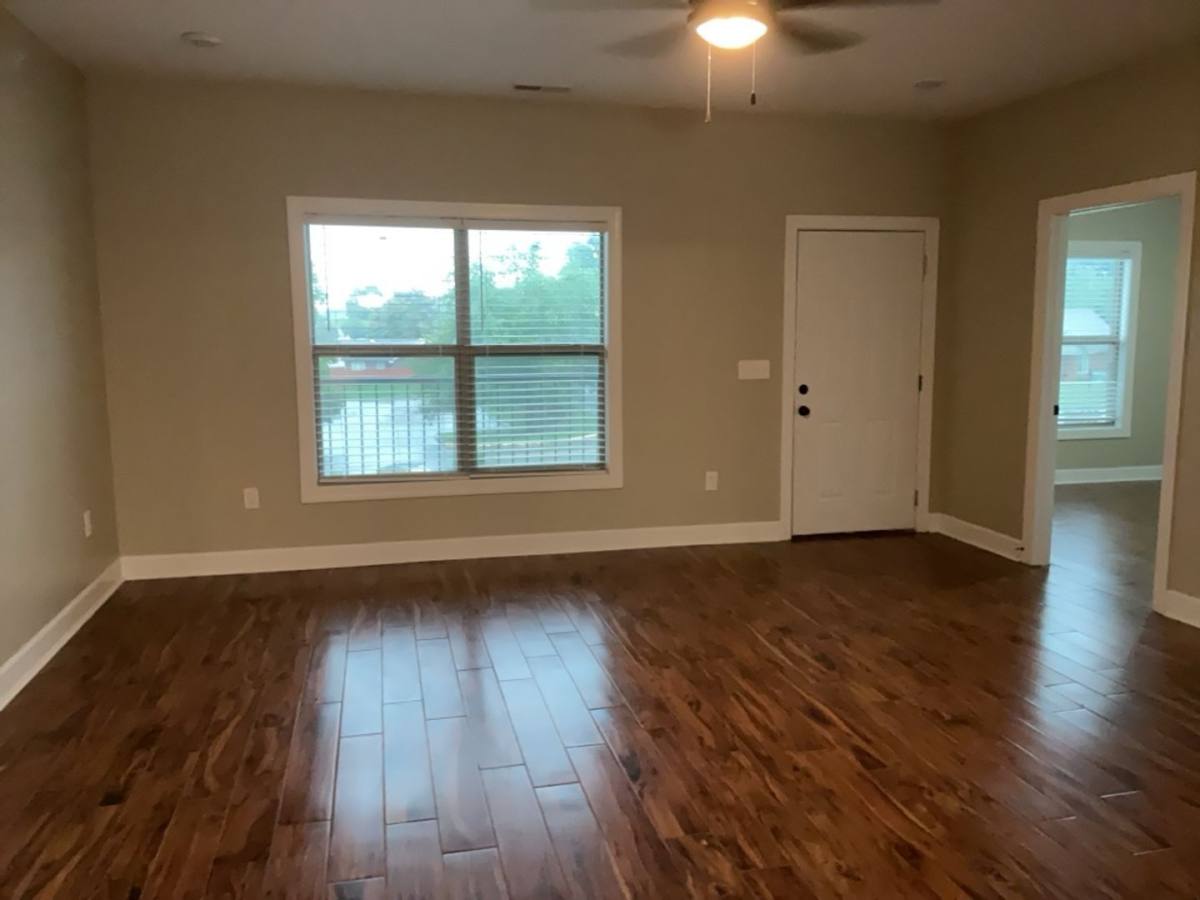 145 Bruin Dr, Florence, AL 35630