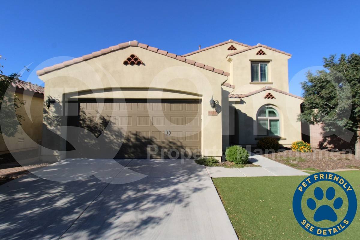 House for rent at 4414 E Angela Dr, Phoenix, AZ 85032